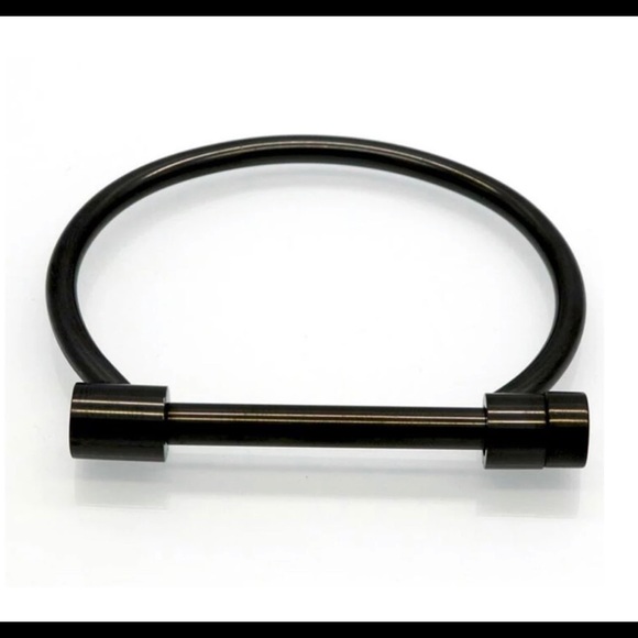 Bracelet - Picture 1 of 4